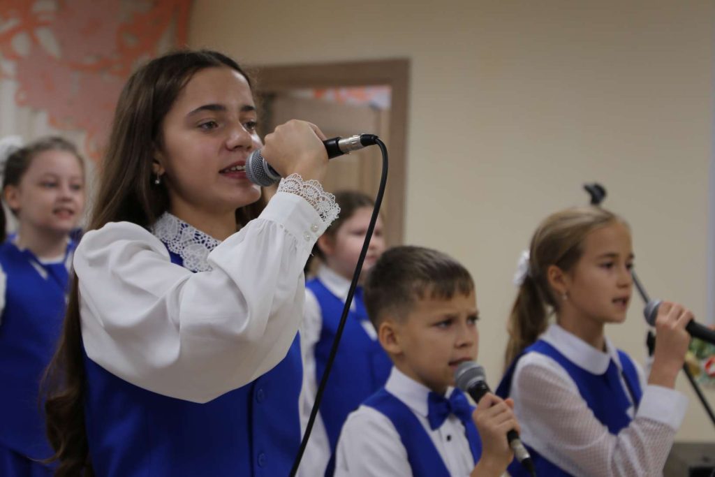 В Кашарском районе после капремонта открылась Детская школа искусств