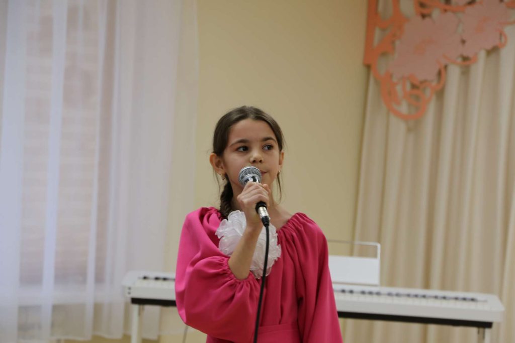 В Кашарском районе после капремонта открылась Детская школа искусств