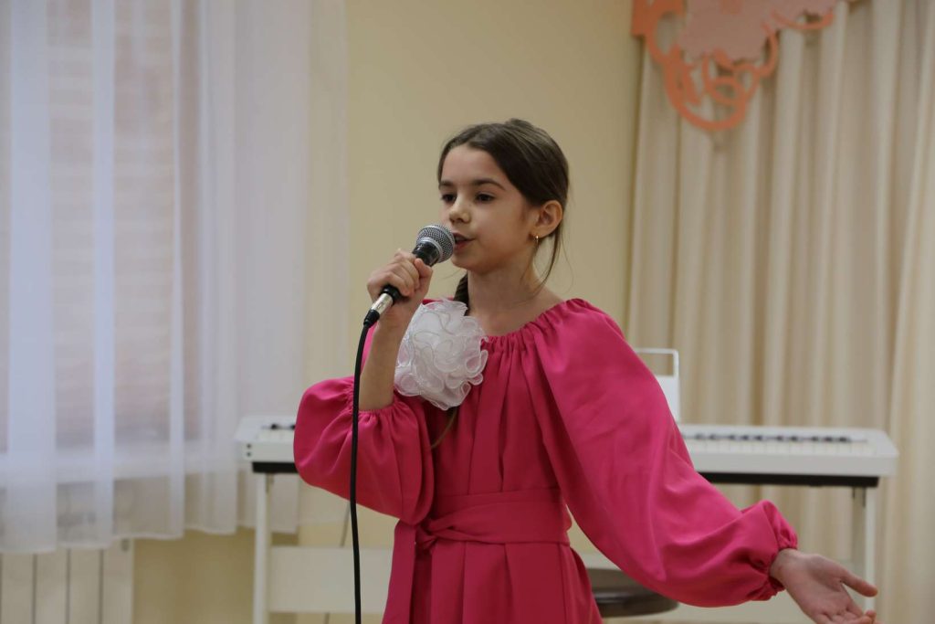 В Кашарском районе после капремонта открылась Детская школа искусств