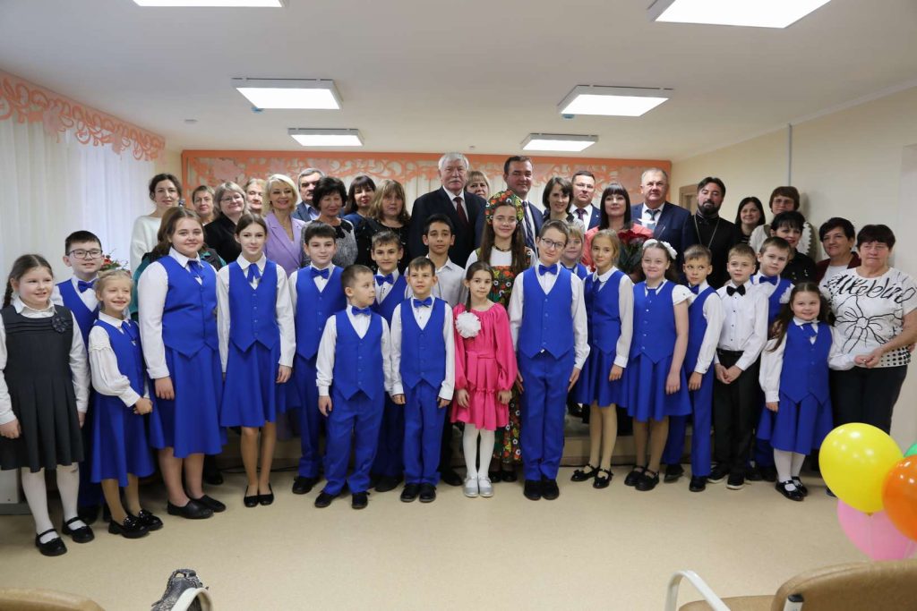 В Кашарском районе после капремонта открылась Детская школа искусств