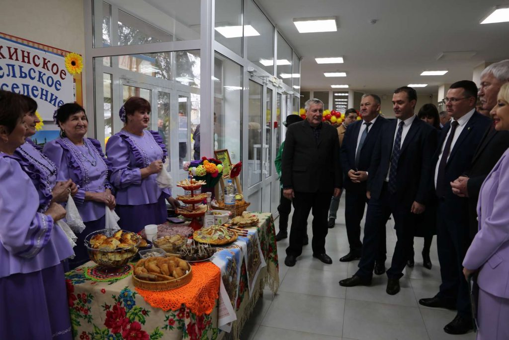 В Кашарах прошел праздник в честь Дня работника сельского хозяйства и перерабатывающей промышленности