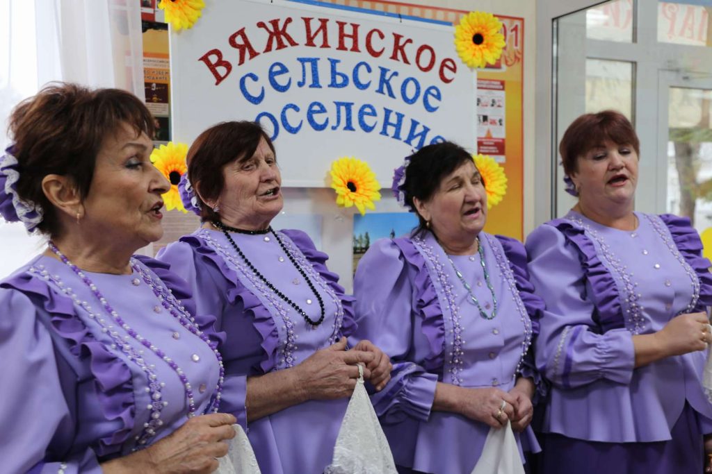 В Кашарах прошел праздник в честь Дня работника сельского хозяйства и перерабатывающей промышленности