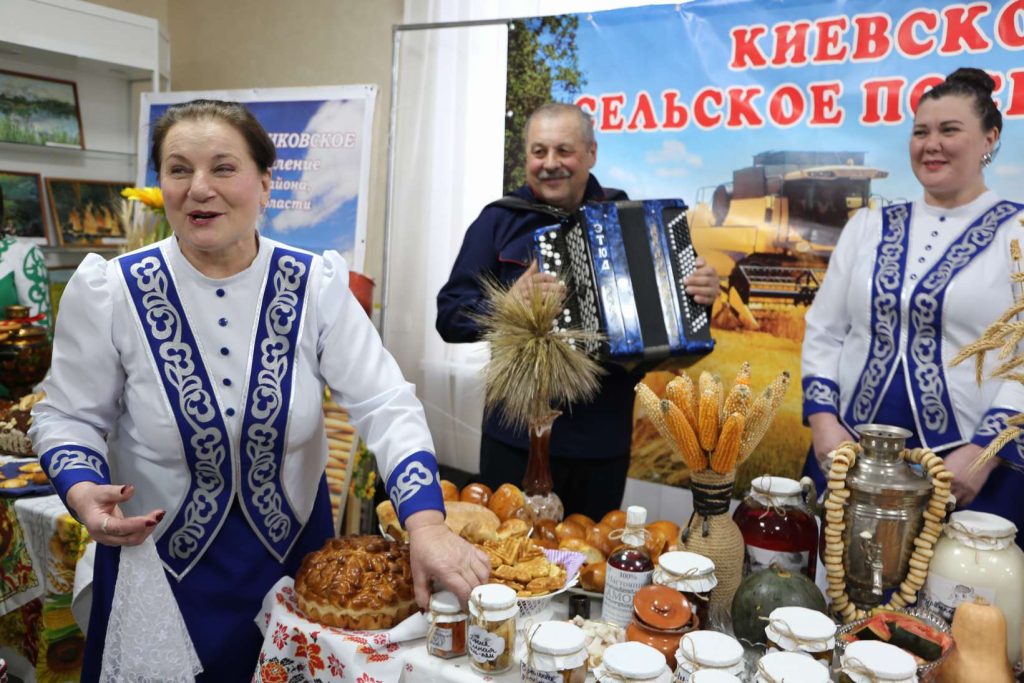 В Кашарах прошел праздник в честь Дня работника сельского хозяйства и перерабатывающей промышленности