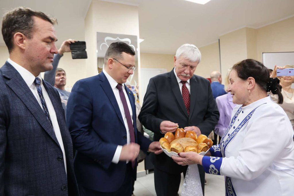 В Кашарах прошел праздник в честь Дня работника сельского хозяйства и перерабатывающей промышленности