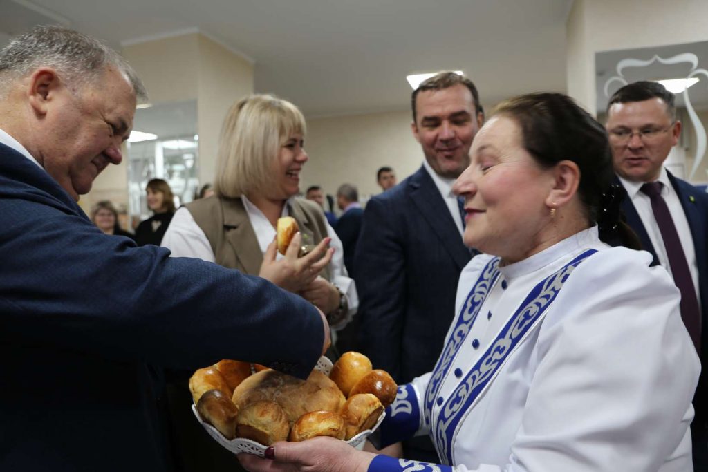 В Кашарах прошел праздник в честь Дня работника сельского хозяйства и перерабатывающей промышленности