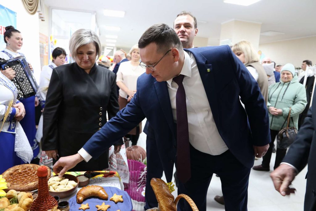 В Кашарах прошел праздник в честь Дня работника сельского хозяйства и перерабатывающей промышленности