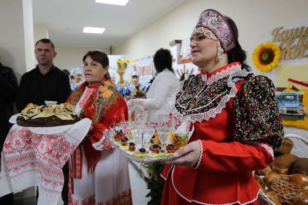 В Кашарах прошел праздник в честь Дня работника сельского хозяйства и перерабатывающей промышленности