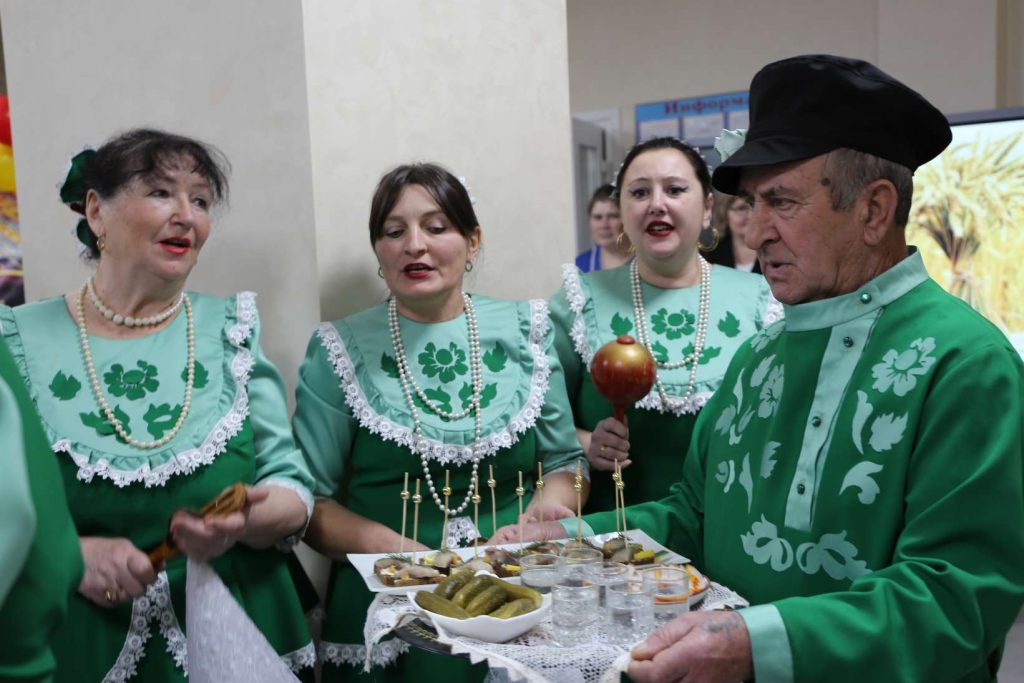 В Кашарах прошел праздник в честь Дня работника сельского хозяйства и перерабатывающей промышленности