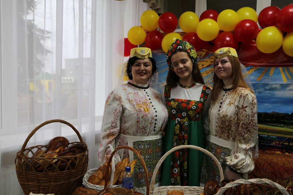 В Кашарах прошел праздник в честь Дня работника сельского хозяйства и перерабатывающей промышленности