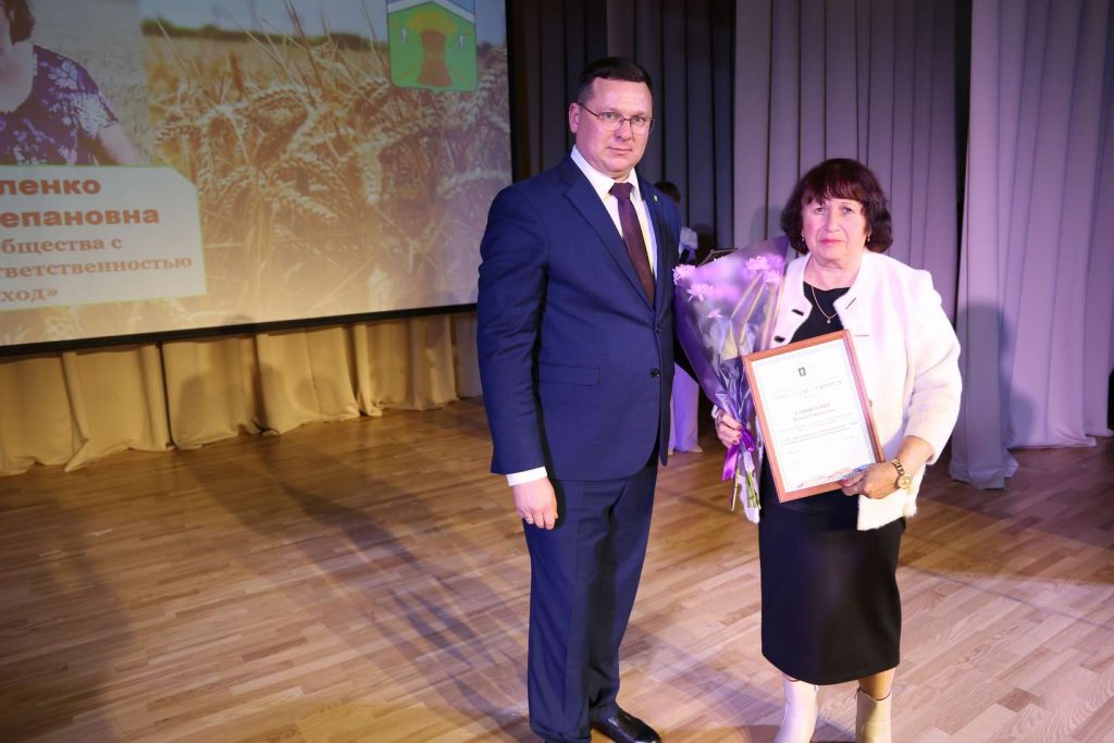 В Кашарах прошел праздник в честь Дня работника сельского хозяйства и перерабатывающей промышленности