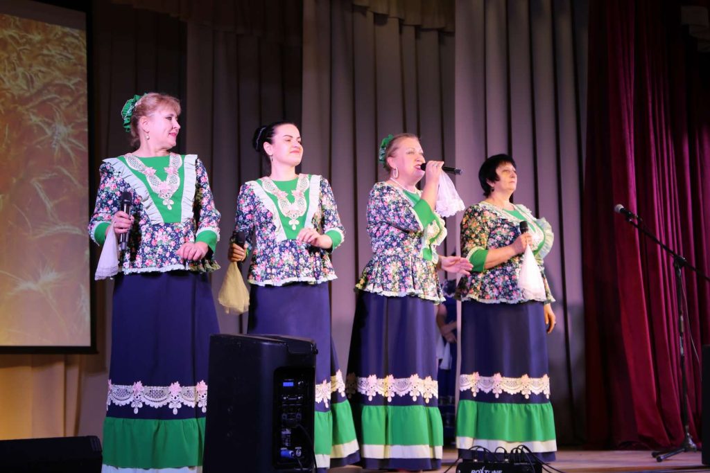 В Кашарах прошел праздник в честь Дня работника сельского хозяйства и перерабатывающей промышленности