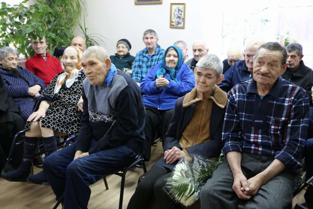 Верхнесвечниковский дом-интернат отметил 20-летний юбилей