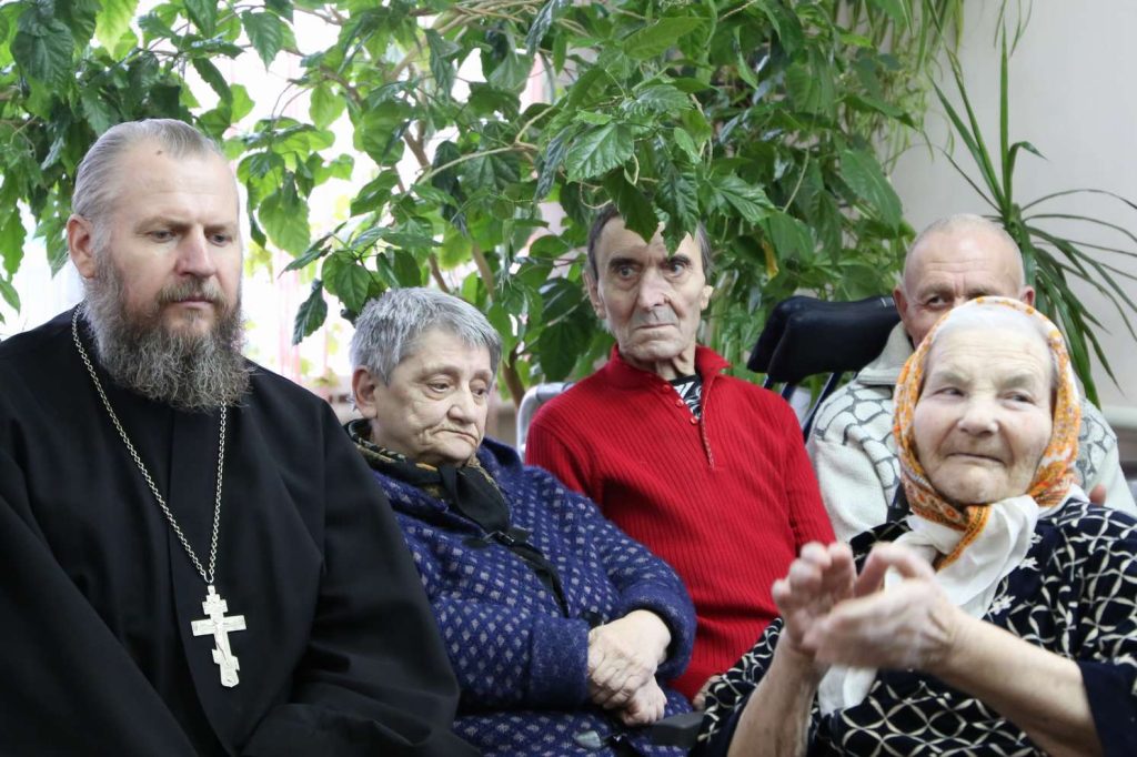 Верхнесвечниковский дом-интернат отметил 20-летний юбилей