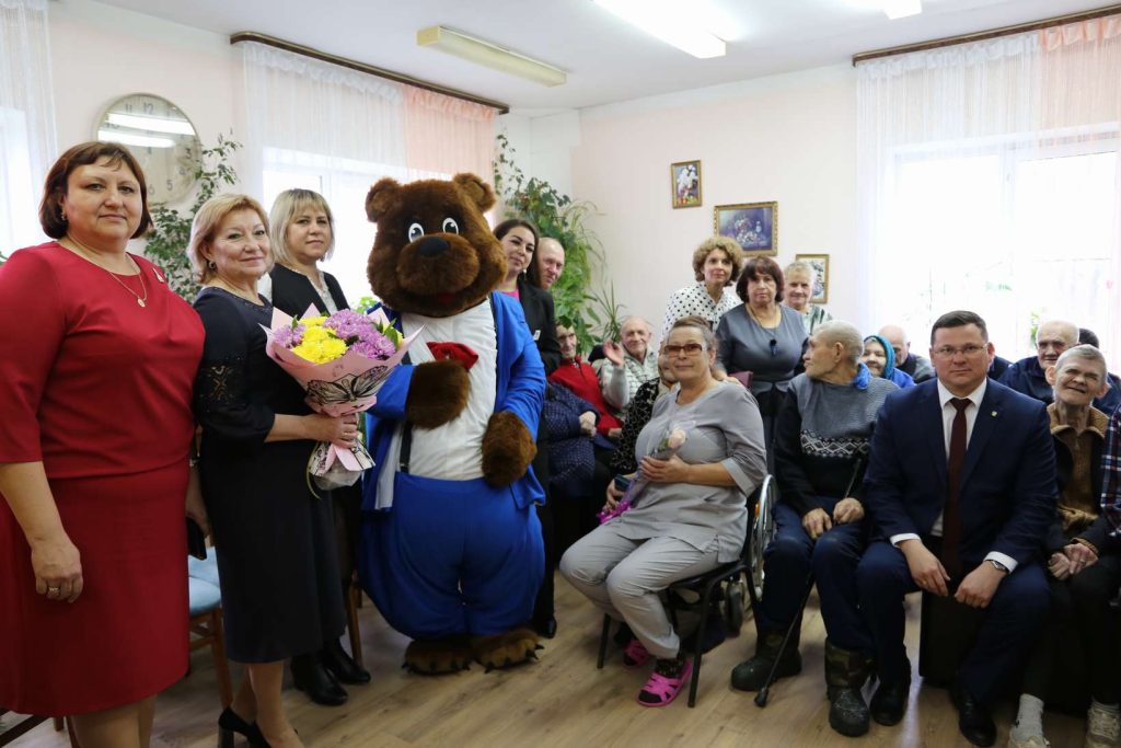 Верхнесвечниковский дом-интернат отметил 20-летний юбилей