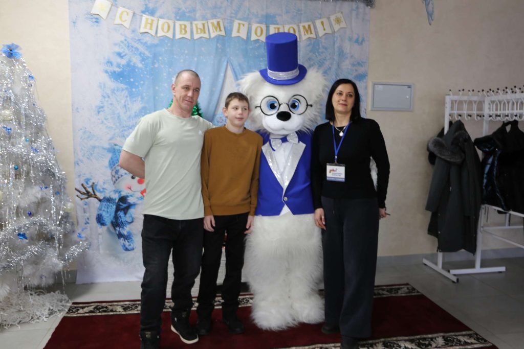 Праздник волшебства: в Кашарском РДК прошла традиционная Ёлка главы для детей