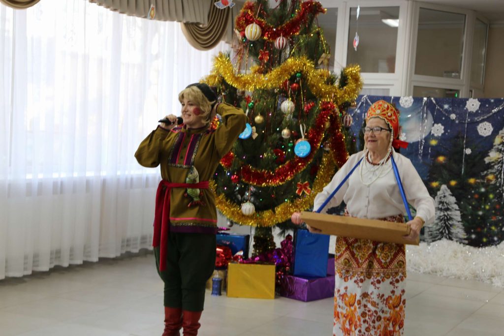 Праздник волшебства: в Кашарском РДК прошла традиционная Ёлка главы для детей