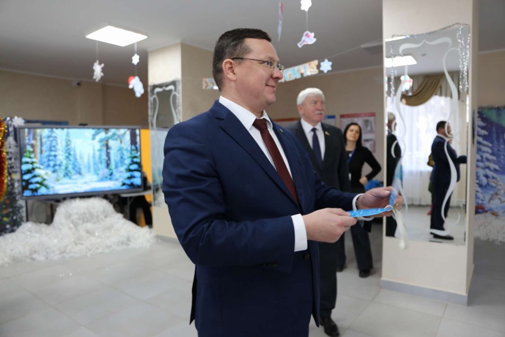 Праздник волшебства: в Кашарском РДК прошла традиционная Ёлка главы для детей