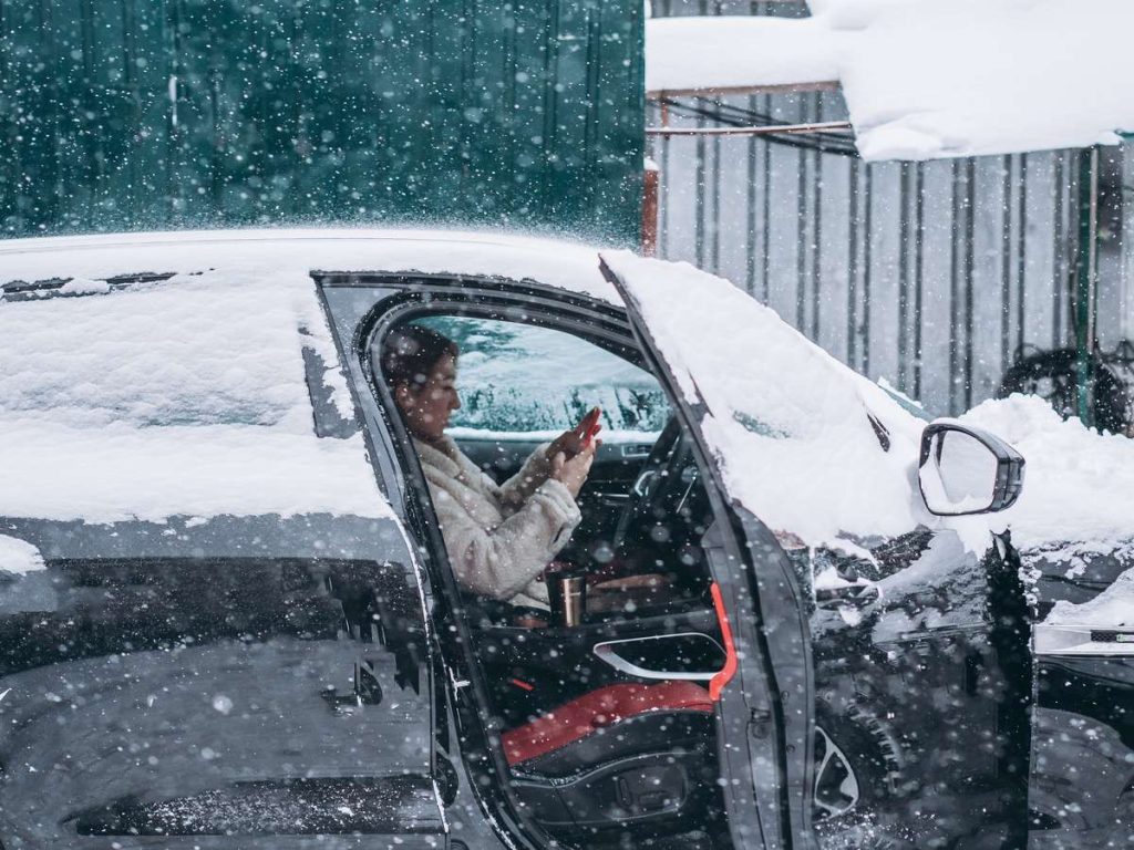 Внимание: резкое похолодание, гололёд и метель накрывают регион