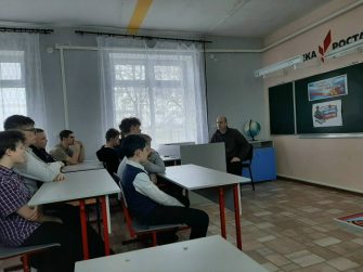 В Фомино-Свечниковской школе патриотизм воспитывают на живых примерах