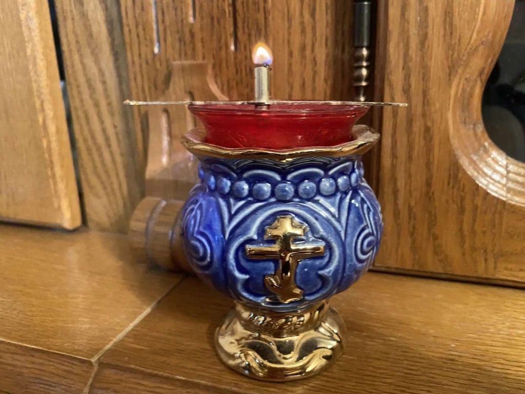 Вселенская родительская суббота — 14 февраля 2026: что можно и нельзя, о чём молиться