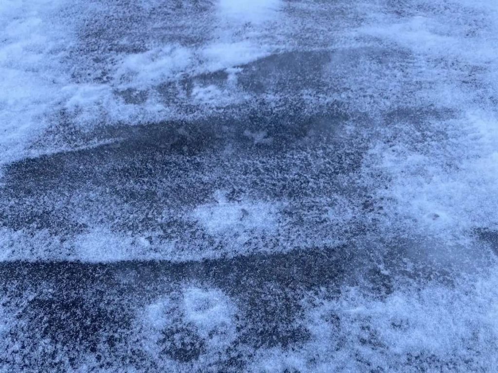 В Кашарском районе сохраняется опасность гололёда