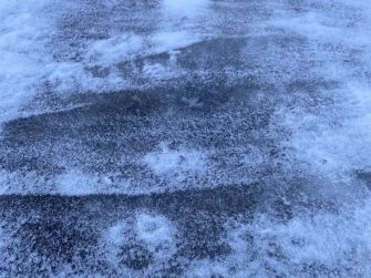 В Кашарском районе сохраняется опасность гололёда