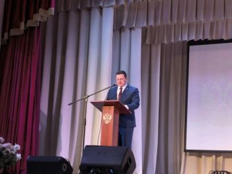 С.А. Смирнов поздравил кашарцев с Днём защитника Отечества: в районе прошёл большой праздничный концерт