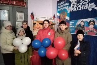 В Киевской библиотеке открылась выставка ко Дню защитника Отечества