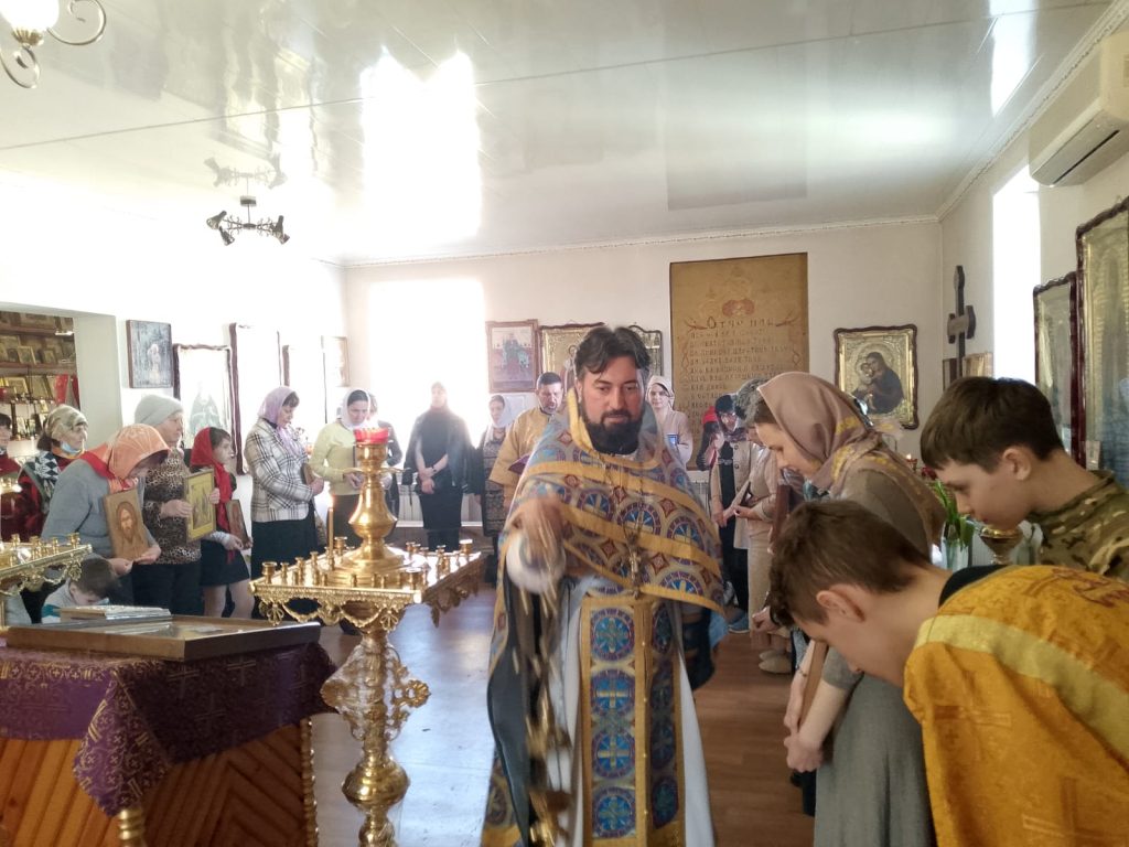 Никольский храм в Кашарах опубликовал расписание богослужений на первую седмицу Великого поста