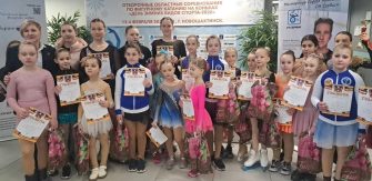 Варвара Молородова - первая: юная фигуристка из Кашарского района покорила областные соревнования