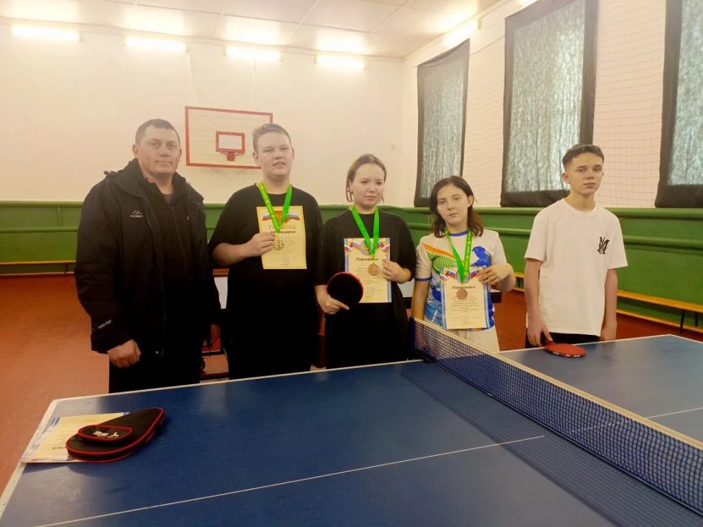 2 бронзы и 1 серебро: в Белой Калитве определили сильнейших в настольном теннисе