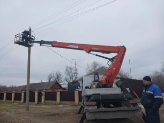 В Фомино-Свечниковском поселении стало светлее: заменены лампы уличного освещения