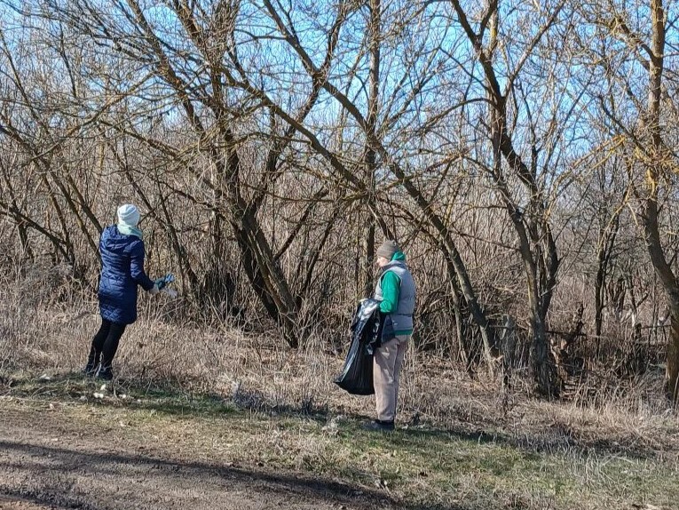 В Фомино-Свечниковском поселении не ждут объявления месячника чистоты