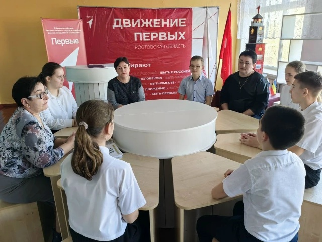 Талловеровские школьники сели за круглый стол с администрацией