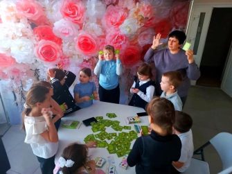 В Кашарском районе дети оценили старинные настольные игры вместо гаджетов