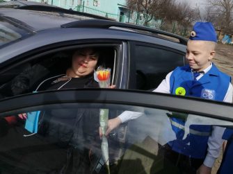 ЮИДовцы Индустриальной школы провели акцию «Автоледи»