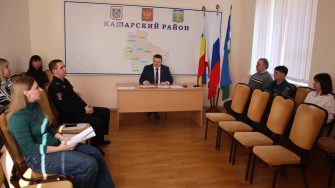 В Кашарском районе проверили антитеррористическую защищенность школ, больниц и мест массового скопления людей