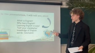 Ученик 11-го класса представил Верхнесвечниковскую школу на конкурсе по английскому языку