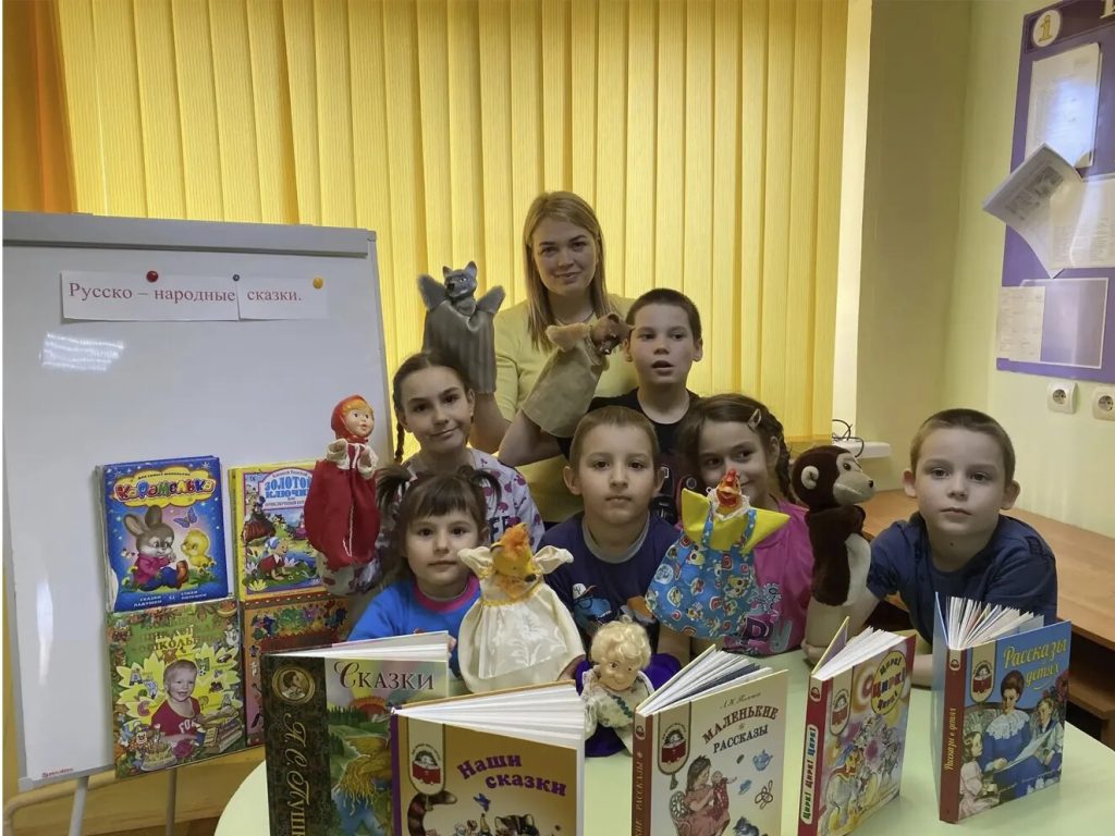 Воспитанники СРЦ Кашарского района ищут мудрость в знакомых историях