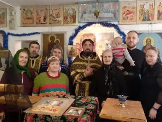 В день памяти святителя Луки Крымского лысогорский храм встретил прихожан праздничной литургией