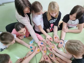 Представители «Движения Первых» организовали творческий мастер-класс для детей