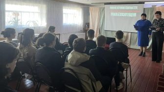 Верхнесвечниковские подростки узнали, как не попасть в ловушки Интернета