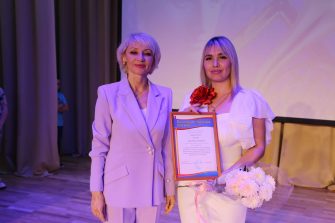 В Кашарском районе наградили работников культуры в их профессиональный праздник