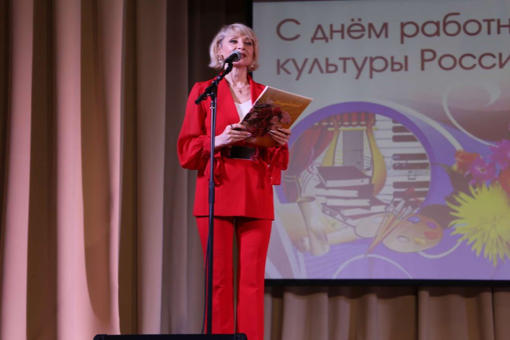 Татьяна Лысенко: «Культура в Кашарском районе развивается, но есть задачи, которые требуют особого внимания»