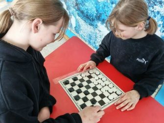 Кривошлыковские школьники провели каникулы с пользой