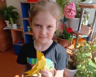 Верхнемакеевские школьники встретили Международный день птиц добрыми делами