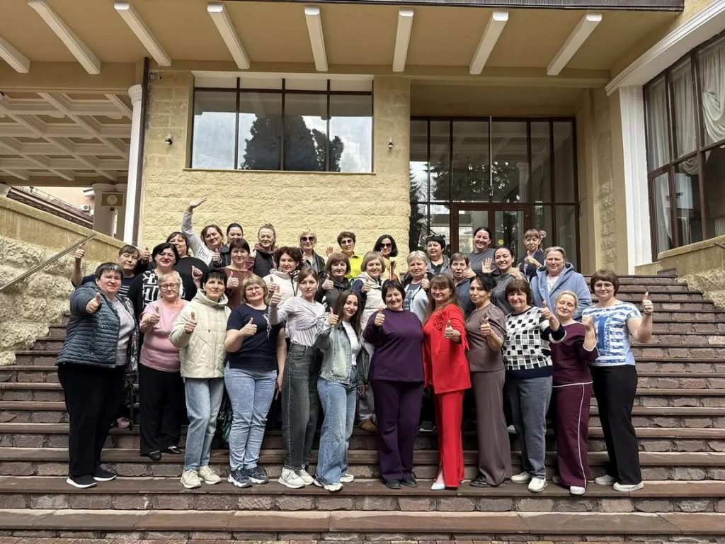 Коллектив детского сада «Зарянка» поблагодарил профсоюз за поездку в Кисловодск