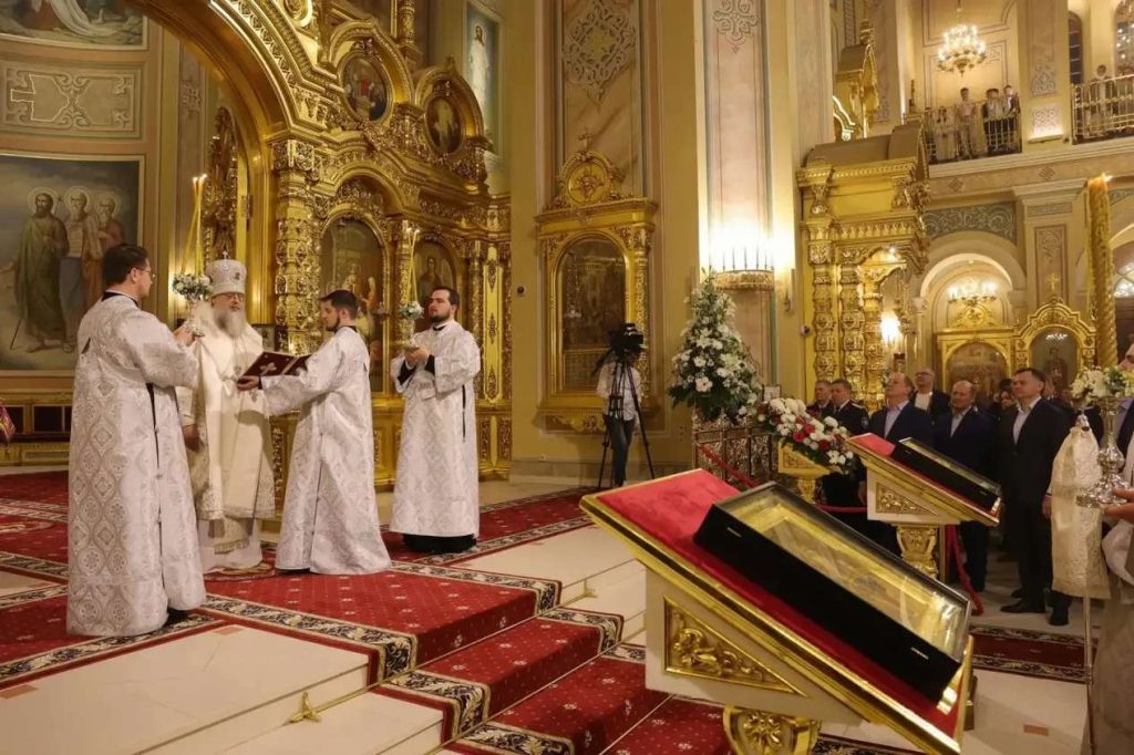 Юрий Слюсарь встретил Светлое Христово Воскресение вместе с ростовчанами