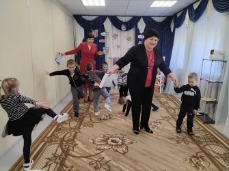 Дети стали участниками космических эстафет и интеллектуальных конкурсов в ДК